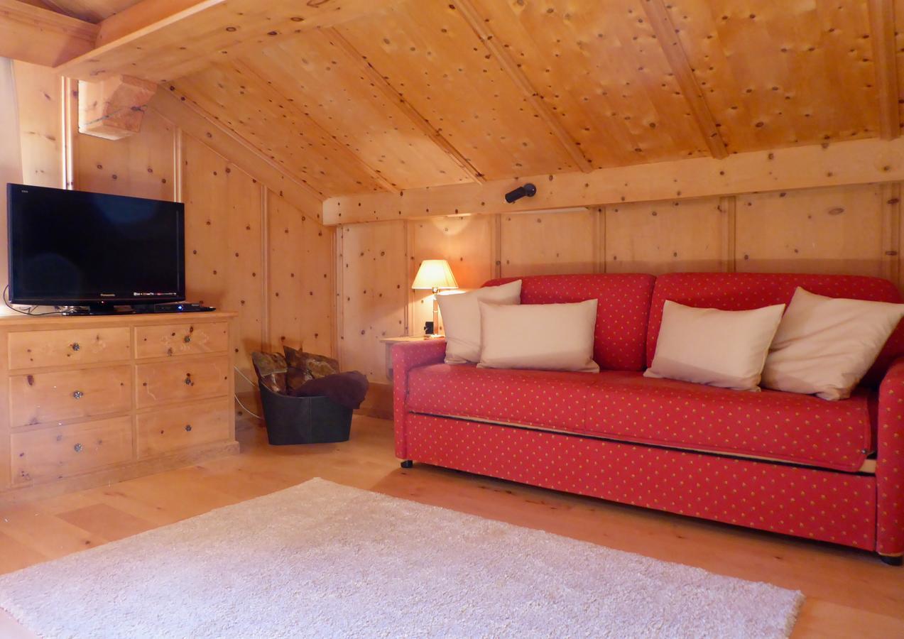 Hotel Roseg-Gletscher بونتريسنا المظهر الخارجي الصورة